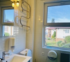 Двухместный номер с кроватью размера "king-size" с видом на сад в Саяны