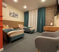 Улучшенный номер с двумя раздельными кроватями (Отель Маяк) в Мёд & Маяк