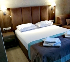 Полулюкс плюс в Shamsi hall