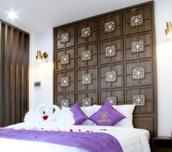 Номер Standard в Golden Inn Hotel