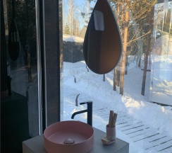 Mirror рink в Лаки