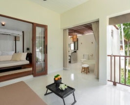 Двухместный номер Deluxe с балконом двуспальная кровать в SALA Samui Choengmon Beach
