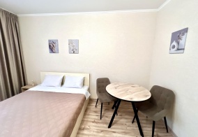 Апартаменты Апартаменты в ЖК Академ Риверсайд на улице Братьев Кашириных 117 в Челябинске