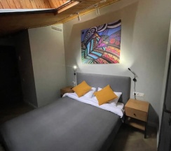 Ike Yildyz в Апарт-отель 63 Apartment