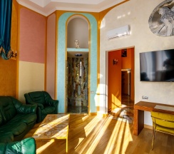 ROMEO в Malakhovka Palace