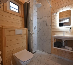 Мини-Барнхаус в Река & Песок