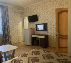 Четырёхместный номер Standard с балконом в Удача