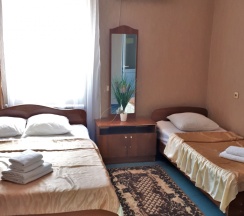 Трехместный номер в Десятка