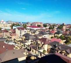 М.Горького 85Б. 2-комн.кв., 9-этаж, 121 в АнтиОтель