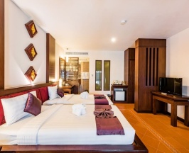 Двухместное бунгало Deluxe Premium двуспальная кровать в Duangjitt Resort & Spa
