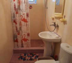 Стандарт трёхместный с кухней и с 1 доп. местом в Тифлис