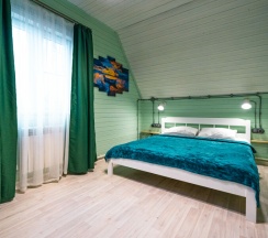 Невский с 2 спальнями и сауной в Никитское Подворье