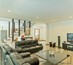 Вилла с 4 комнатами в Tropicana Pool Villa