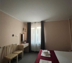 Стандартный номер с балконом в Амалия