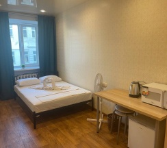 апартаменты меблированная двухместная комната (ИНДИВИДУАЛЬНЫЙ САНУЗЕЛ ВНЕ НОМЕРА, ул.Университетская, 5/37) в Everest