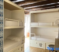 Кровать в общем номере в The Central House Porto Ribeira - Hostel
