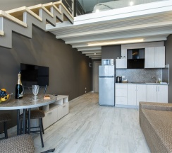 Двухуровневые апартаменты DUPLEX в Center plaza