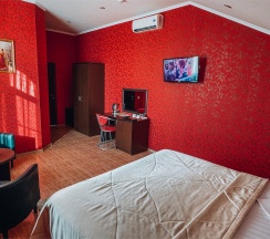 Первая категория (мансарда, вид на озеро) в Вилла Вальмонт