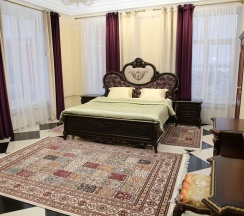 Номер стандарт бизнес с 1 двуспальной кроватью в Barocco Lv Hotel