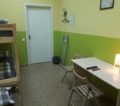 Трехместный номер 1 в Геркулес