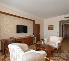 Двухместный люкс двуспальная кровать в President Hotel Minsk