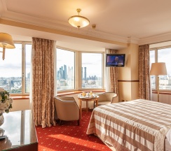 Полулюкс с видом на Реку в Золотое кольцо