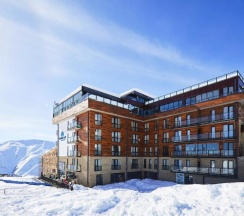 Апартаменты в Gudauri Hotel Loft, Apartment 418, Next to the Pirveli Lift