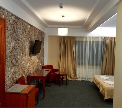 Двухместный номер с 1 кроватью или 2 отдельными кроватями в Happy Inn