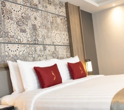 Двухместный номер Premium двуспальная кровать в Ramada Plaza by Wyndham Chao Fah