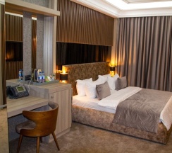 Двухместный номер Comfort с видом на город двуспальная кровать в HOME BOUTİQUE HOTEL