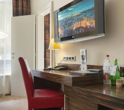 Семейный люкс с 2 комнатами в EA Hotel Crystal Palace