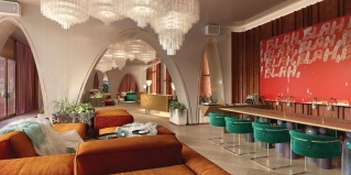 Парадайз: Отель Virgin Hotel Las Vegas Curio Collection by Hilton