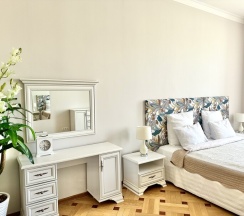 3ех комнатная квартира. пр. Невский д.63 в Goodrest