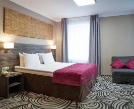 Арт-Адмиралъ в Адмиралтейская