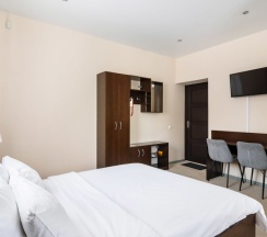 Комфорт с одной двуспальной кроватью в Asti Rooms