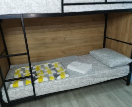 Кровать в 6-местном общем женском номере в Точка Байкала