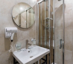 Трехместные апартаменты Комфорт в Port comfort by Moyka
