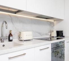 Апартаменты люкс #13 в Sun Apartments ЖК Москва Апарт