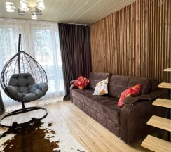 Двухэтажный коттедж в Архыз