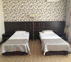 Номер стандарт с 2 односпальными кроватями в Sweet-hall