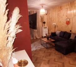 Полулюкс Premium с балконом и с видом на реку в Апарт-отель Mtrediani Wine Lodge
