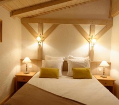 Апартаменты с 2 комнатами в Hôtel 3 étoiles -Restaurant Le Pilatus Courchevel