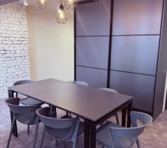 Апартаменты с 3 комнатами в Квартал