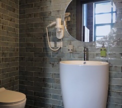 SOFT COMPACT 🚿 в Loft Hotel