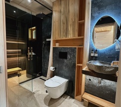 Лодж 1 с бесплатной сауной + Безлимитное посещение ЕлятыПарка в ЕлятыЛодж