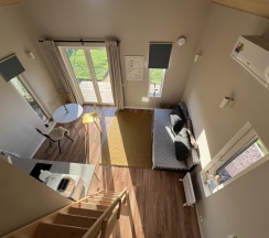 Домик зеленый в Домики в поле