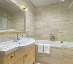 Апартамент трехкомнатный четырехместный Охотничий корпус в Тетьково