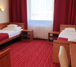 Трёхместный номер Standard в Diana Club Hotel