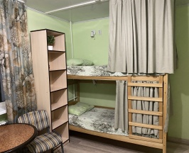 Койко-место в женском номере на 4 человека в Koenig hostel