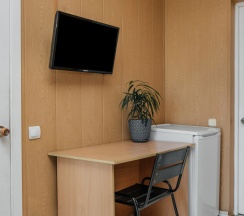Номер семейный Standard с 2 комнатами с балконом и с красивым видом из окна в Green rent